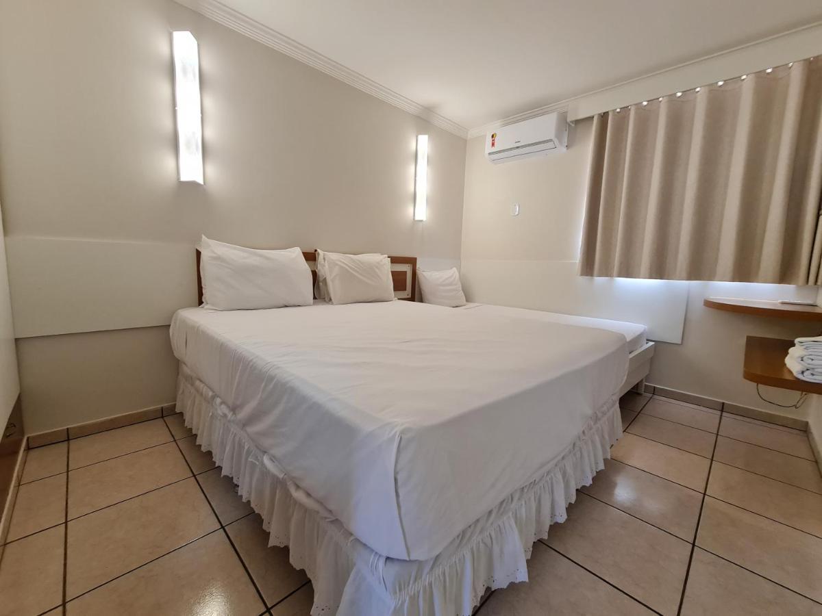 Hotel Diroma Fiori - Parque Aquatico E Muitas Piscinas Caldas Novas Buitenkant foto