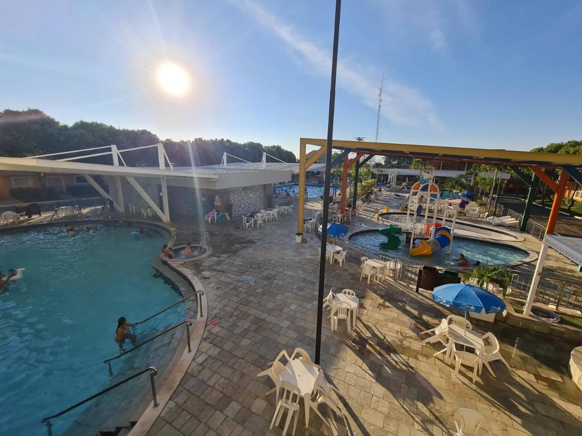 Hotel Diroma Fiori - Parque Aquatico E Muitas Piscinas Caldas Novas Buitenkant foto